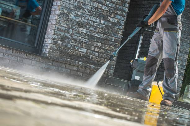 Best Pool Deck Cleaning  in Mineral Ridge, OH
